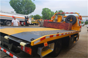 府谷附近拖车电话号码服务